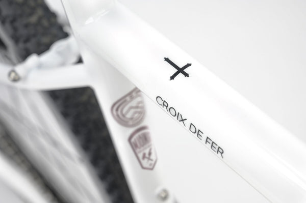 Genesis Croix De Fer 10 in White