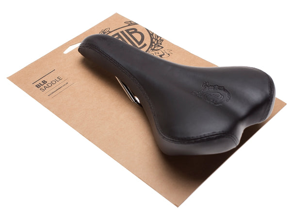 BLB Curve Race Saddle in Black